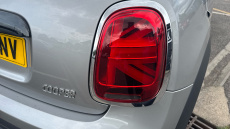 MINI Hatchback 1.5 Cooper Classic 3dr Auto Petrol Hatchback